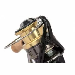 Shimano Cardiff Ci4 Plus C3000M HG -Crayon Appâts Soldes Shimano20Cardiff20Ci420plus20C3000M20HG1 550x550w