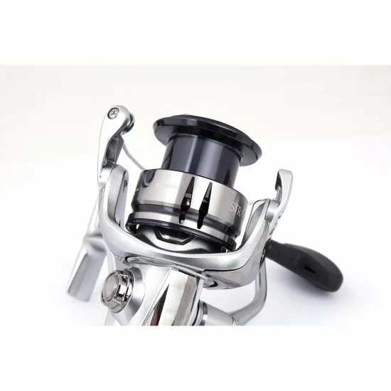 Shimano Stradic 4000 FL 7 Shimano Stradic 4000 FL – Image 5